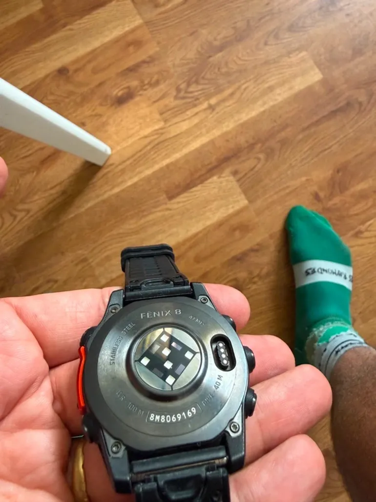 Used Garmin Fēnix 8 AMOLED 47 mm bike — image 6 of 7