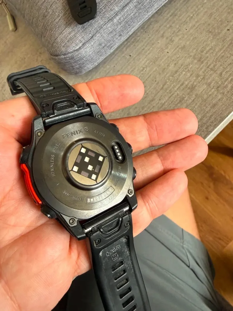 Used Garmin Fēnix 8 AMOLED 47 mm bike — image 2 of 7