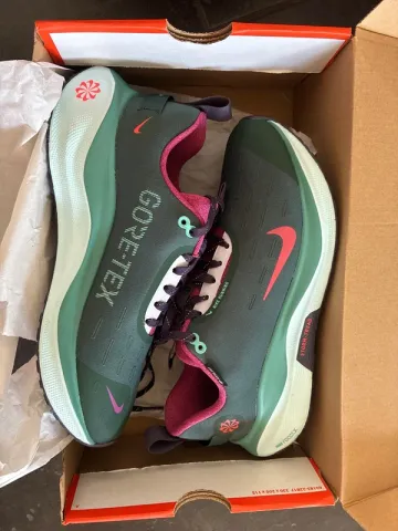 Nike Reactx Infinity RN4 Goretex bike d'occasion — image 1 sur 4