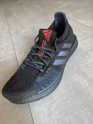 Continental adidas Laufschuhe bike d'occasion — image 1 sur 5