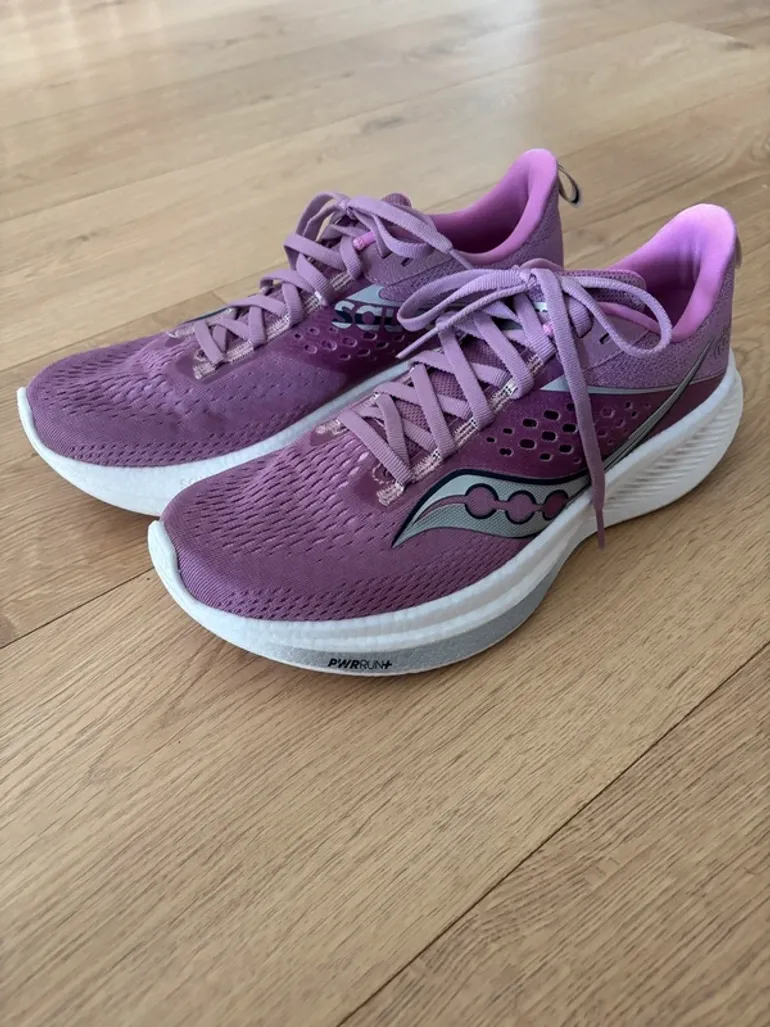 Saucony Ride 17 bike d'occasion — image 2 sur 4