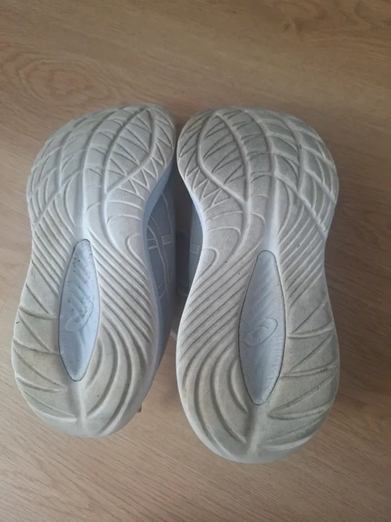 Brugt Asics PureGel FFBlast+ bike — billede 4 af 4
