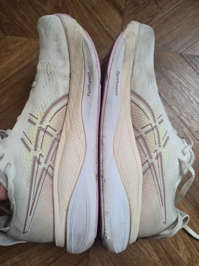 Asics Kayano Gel 33 bike d'occasion — image 2 sur 9