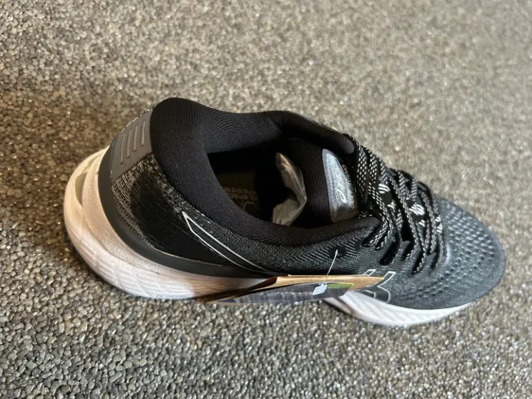 Gebrauchtes Asics Gel Kayano 28 bike — Bild 5 von 9