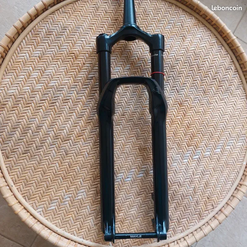 RockShox Revelation Fork d'occasion