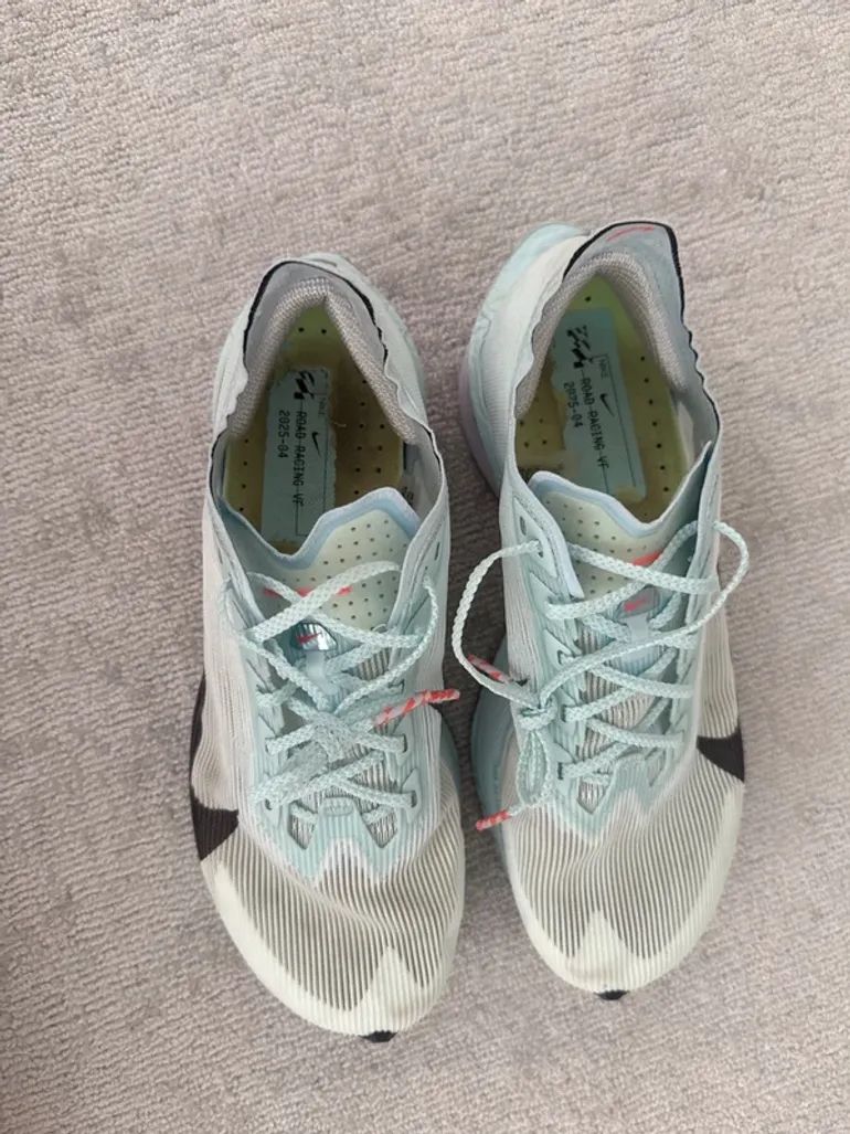 Gebrauchtes Nike ZoomX Vaporfly bike — Bild 9 von 10