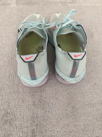 Gebrauchtes Nike ZoomX Vaporfly bike — Bild 5 von 10