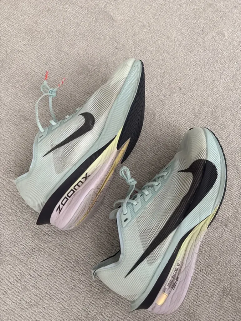 Gebrauchtes Nike ZoomX Vaporfly bike — Bild 4 von 10