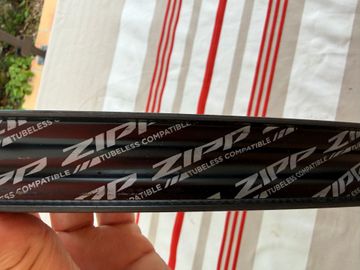 Tweedehands Zipp 303 Firecrest Wheels 2024 bike — afbeelding 5 van 9
