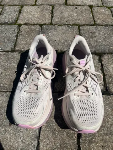 Tweedehands Saucony Guide 18 bike — afbeelding 4 van 7