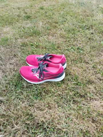 Käytetty Saucony Running Shoes bike — kuva 3 / 4