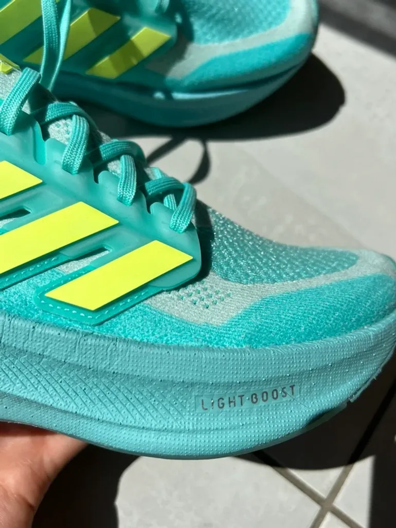 Used Adidas Ultra Boost bike — image 3 of 9