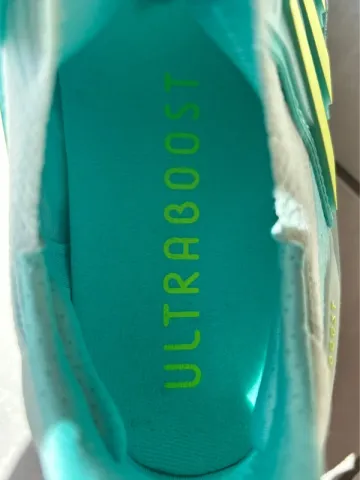 Used Adidas Ultra Boost bike — image 7 of 9