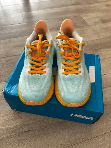 Used Hoka Clifton 10 bike — image 5 of 10