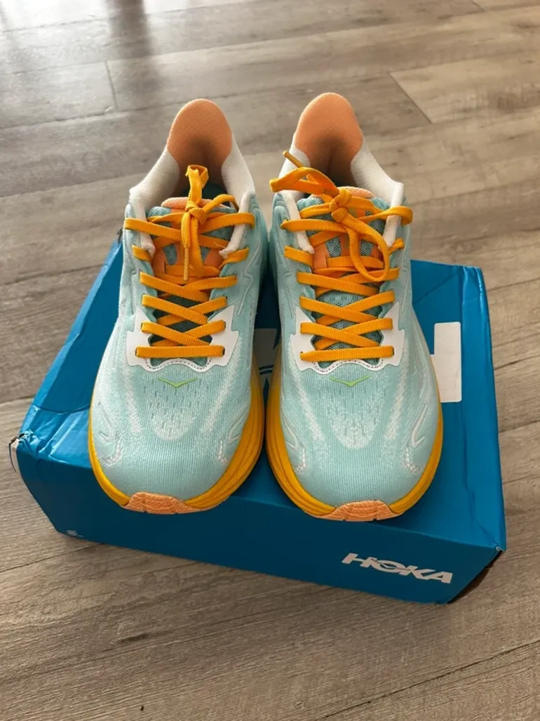 Used Hoka Clifton 10 bike — image 5 of 10