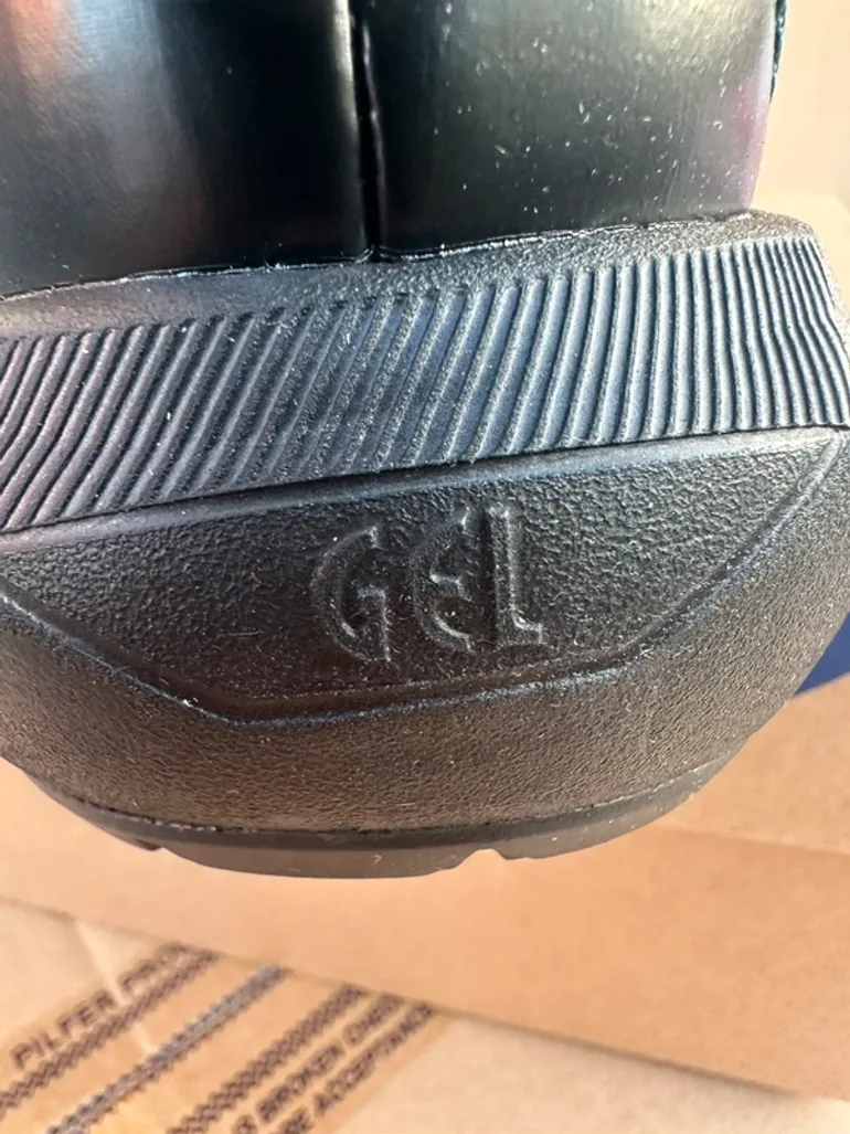 Asics Gel-Venture 11 Waterproof bike de segunda mano — imagen 7 de 8