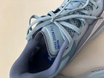 Used Standard Nike Zoom Fly 6 bike — image 8 of 9
