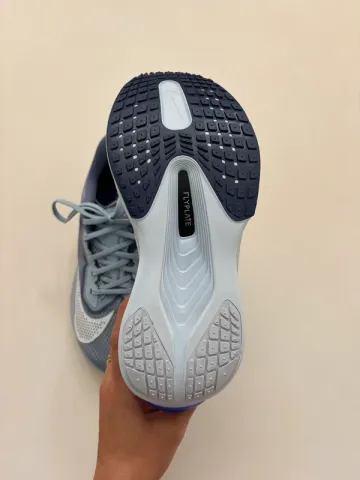 Used Standard Nike Zoom Fly 6 bike — image 6 of 9