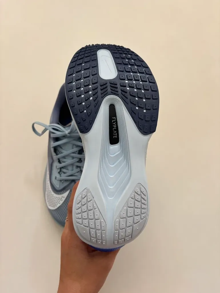 Used Standard Nike Zoom Fly 6 bike — image 6 of 9