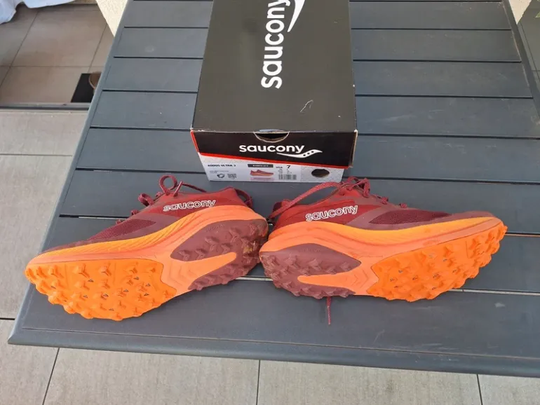 Used Saucony Xodus Ultra 3 bike — image 5 of 7