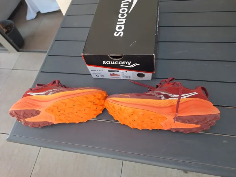 Used Saucony Xodus Ultra 3 bike — image 4 of 7