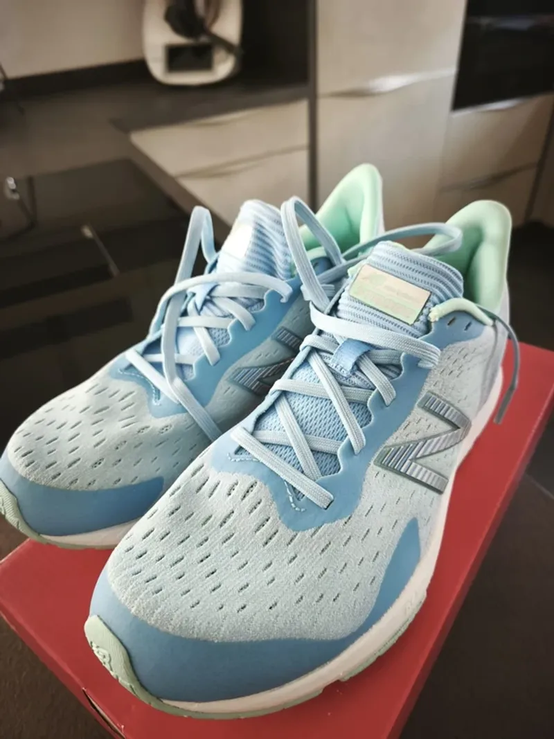 Brugt New Balance Turnschuhe Running Shoes