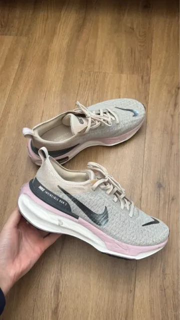Used Nike ZoomX Invincible Run 3 bike — image 1 of 10