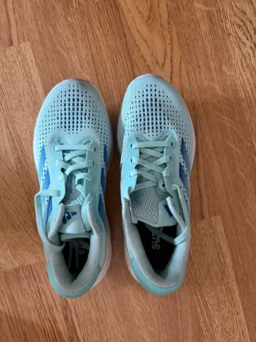 Used Adidas Running Shoes bike — image 4 of 5