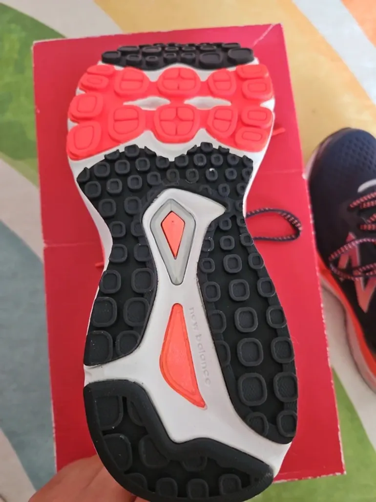 Käytetty New Balance Laufschuhe bike — kuva 2 / 3