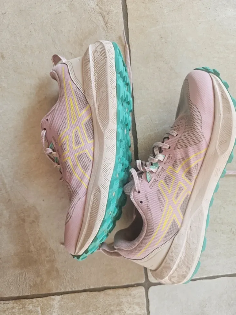 Käytetty Asics Gel-Sonoma 8 bike — kuva 4 / 6