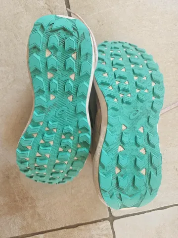 Käytetty Asics Gel-Sonoma 8 bike — kuva 3 / 6