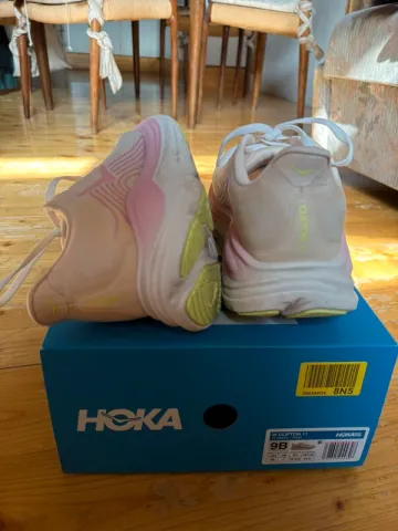 Hoka Clifton 11 bike d'occasion — image 3 sur 7