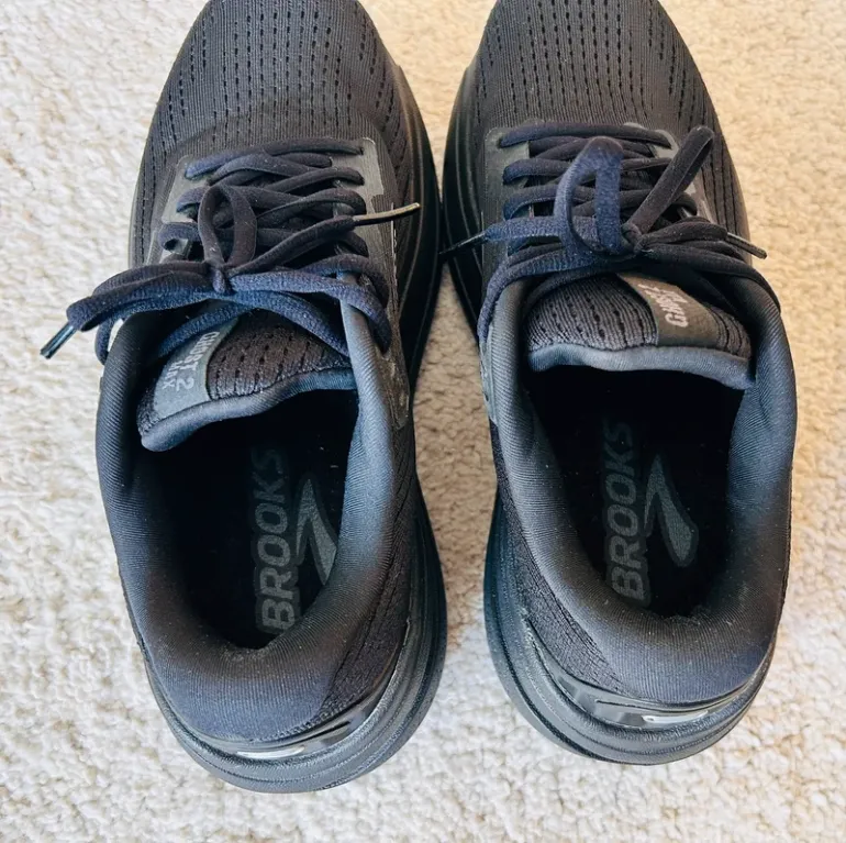 Used Brooks Ghost Max 2 bike — image 8 of 10