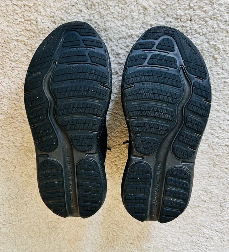 Used Brooks Ghost Max 2 bike — image 6 of 10