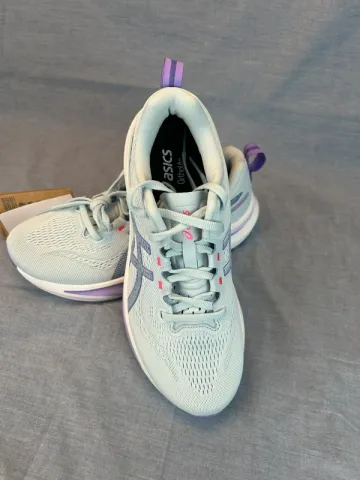Asics Gel Roadmiles 4 bike d'occasion — image 7 sur 9