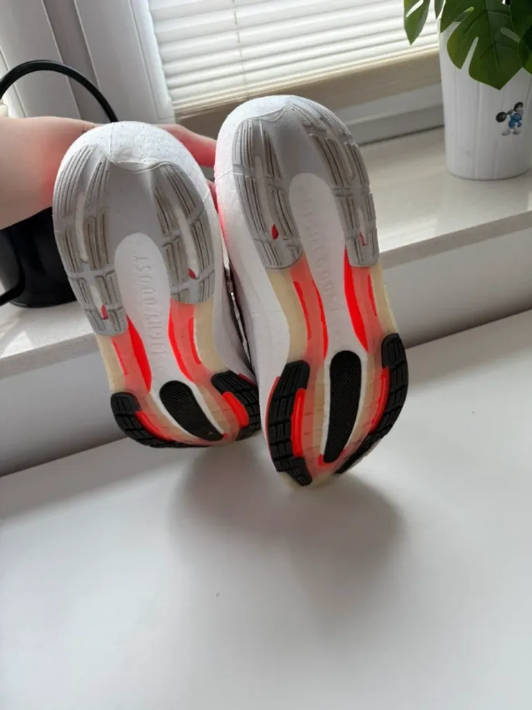 Adidas Ultraboost bike d'occasion — image 3 sur 5