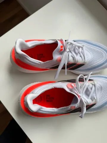 Adidas Ultraboost bike d'occasion — image 5 sur 5