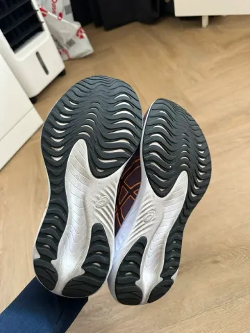 Asics Hardloopschoenen bike d'occasion — image 6 sur 7