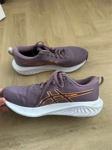 Asics Hardloopschoenen bike d'occasion — image 2 sur 7