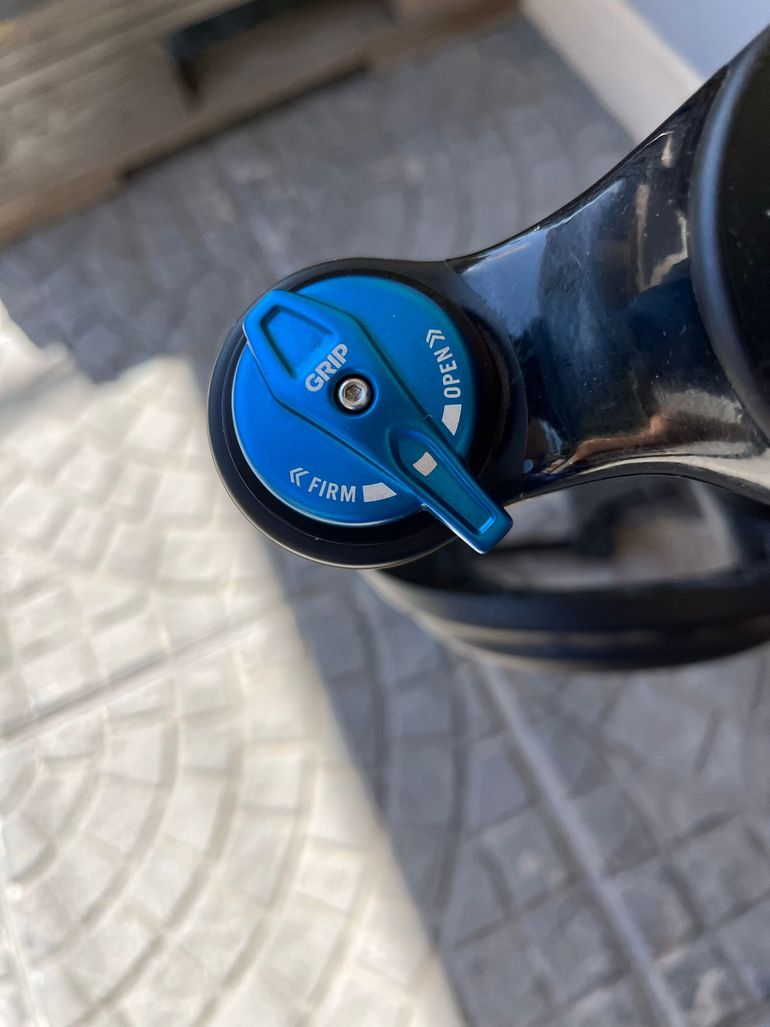 Käytetty Fox 38 Performance Fork 2024 bike — kuva 5 / 6