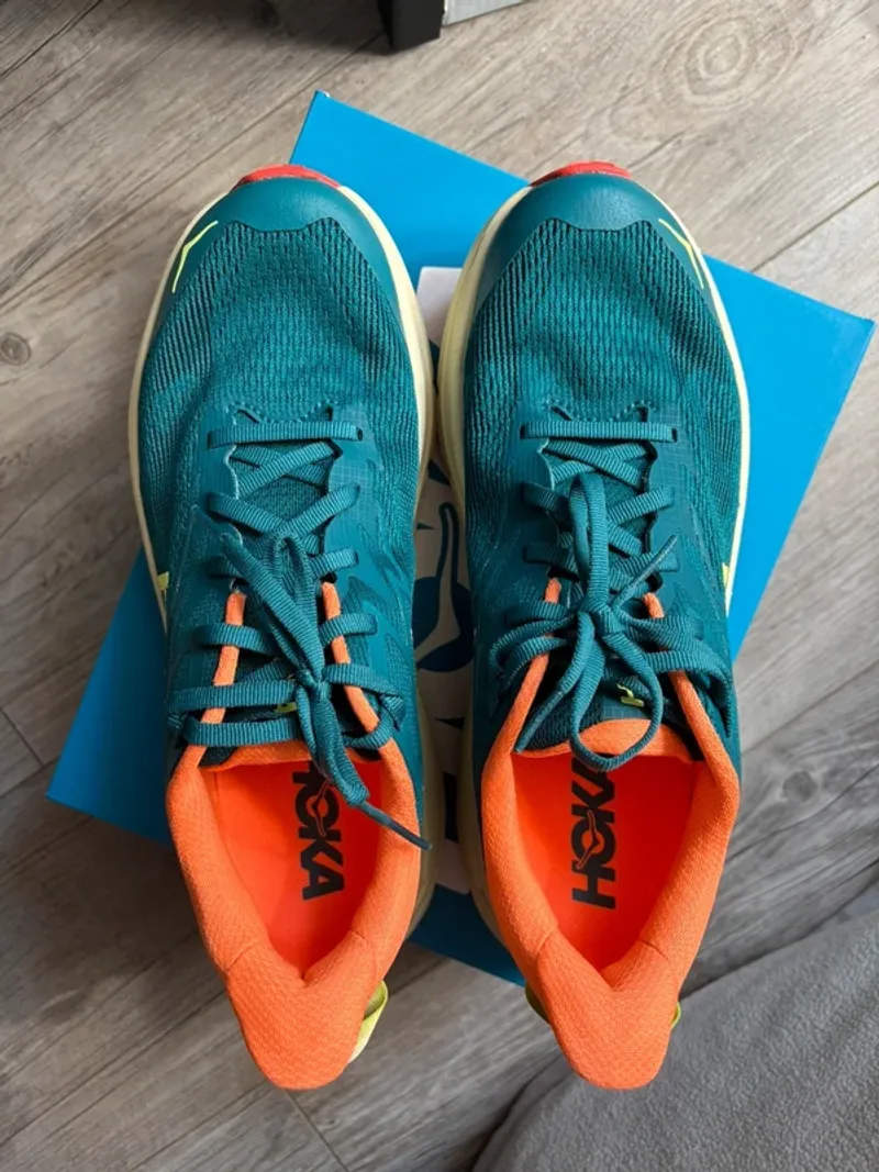 Used Hoka Challenger 8 Running Shoes