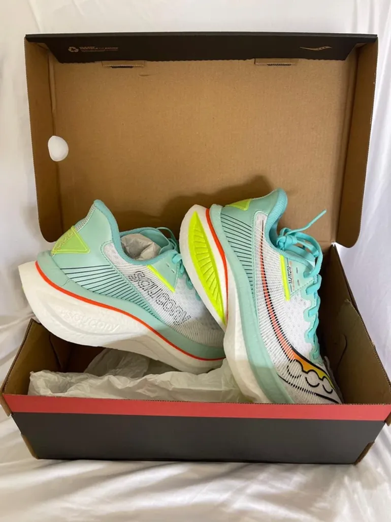 Saucony Endorphin Azura bike d'occasion — image 2 sur 4