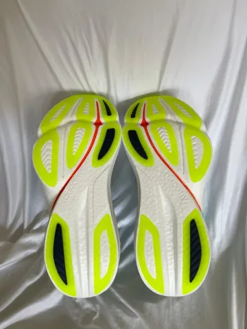 Saucony Endorphin Azura bike d'occasion — image 4 sur 4