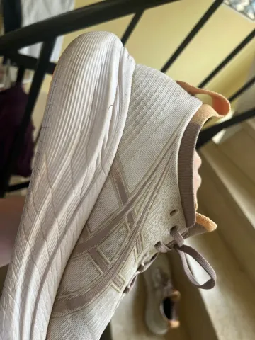 Asics Nimbus 28 bike d'occasion — image 6 sur 6