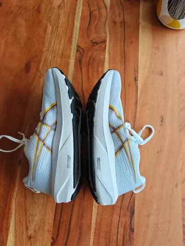 Używany Asics GT-1000 14 bike — zdjęcie 3 z 6