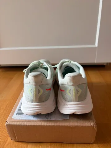 Używany Hoka Clifton 10 bike — zdjęcie 3 z 5