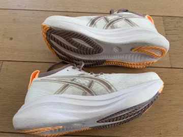 Gebrauchtes Asics Nimbus bike — Bild 3 von 4