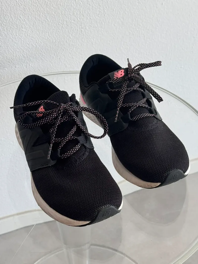 New Balance Fresh Foam Vero Racer Running Shoes d'occasion