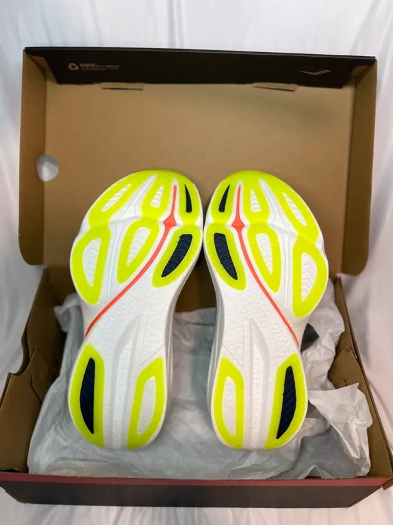 Gebrauchtes Saucony Endorphin Azura bike — Bild 4 von 4