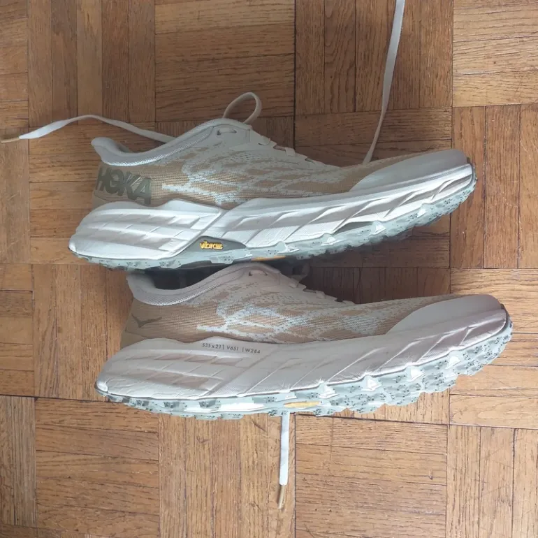Hoka Speedgoat bike usato — immagine 3 di 6